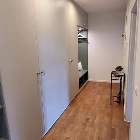 Air-conditioned In A Great Location With Balcony * Leipzig